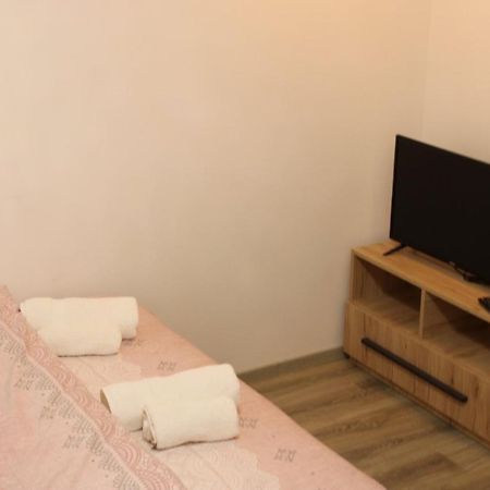 Eleon Motel Brezovice Exteriér fotografie